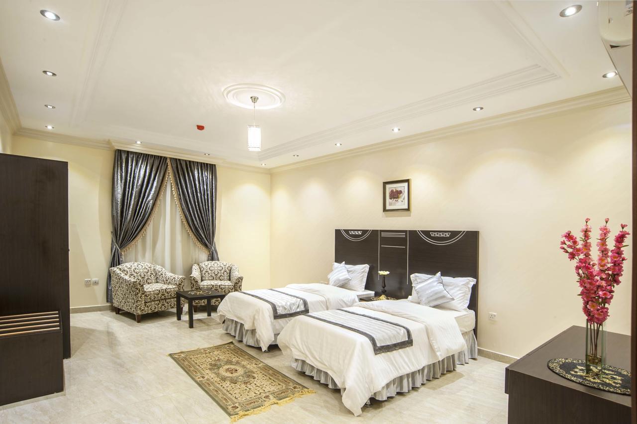 Al Ezzah Palace Hotel Suites Jeddah Ngoại thất bức ảnh