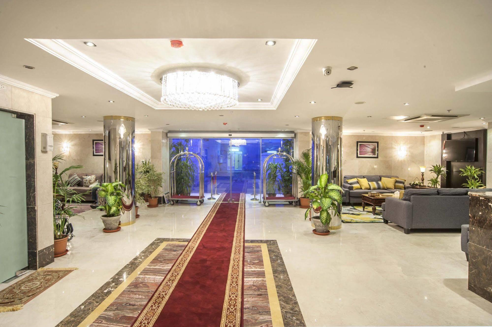 Al Ezzah Palace Hotel Suites Jeddah Ngoại thất bức ảnh